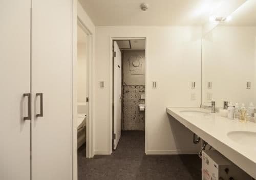 Medium for 2 - Double Room with Shared Bathroom