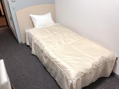 Single Room - Non-Smoking