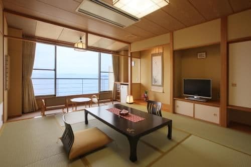 Japanese-Style Room