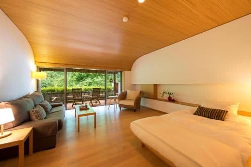 Superior Twin Room with Balcony