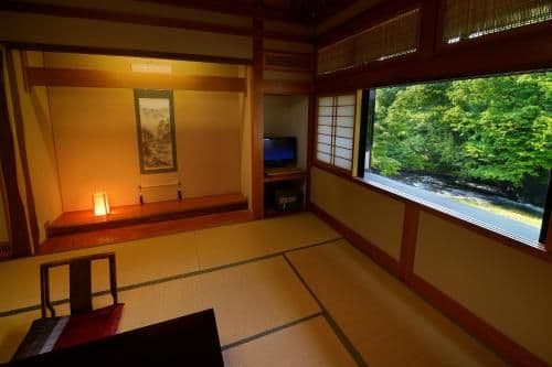 Japanese-Style Room