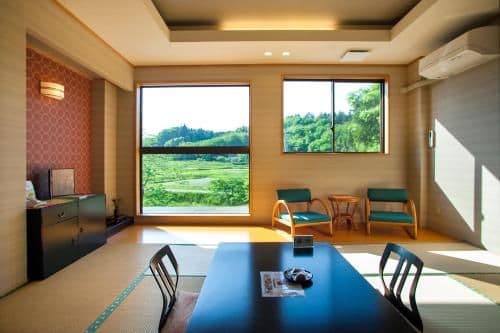 Japanese-Style Twin Room with Shared Bathroom