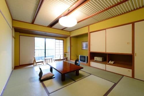 Japanese-Style Twin Room with Private Bathroom