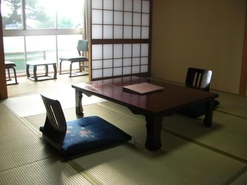 Japanese-Style Twin Room with Shared Bathroom