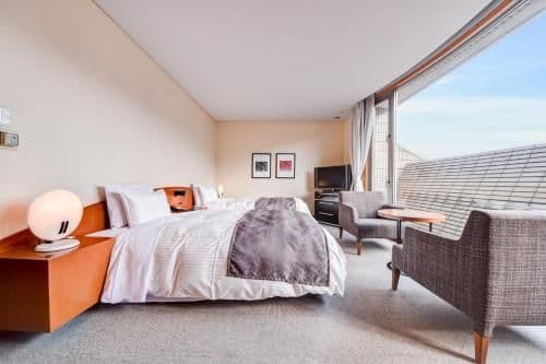 One-Bedroom Suite