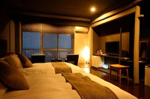 Deluxe Twin Room with Sea View