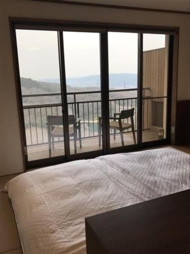Forest View low-bed Twin Room