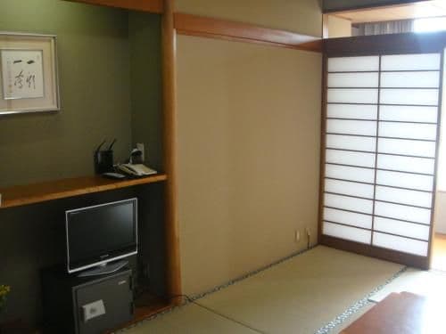 Japanese-Style Twin Room