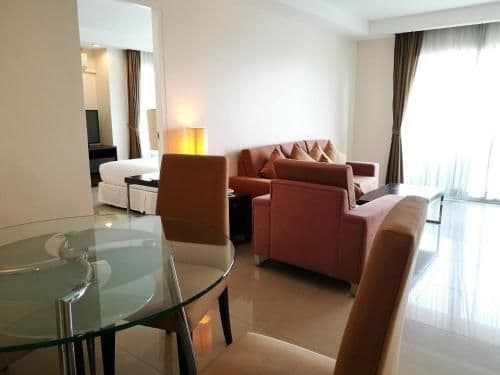 One-Bedroom Suite