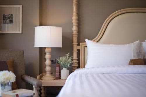 Riverside Deluxe King Room