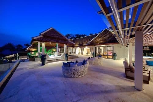 Deluxe Villa