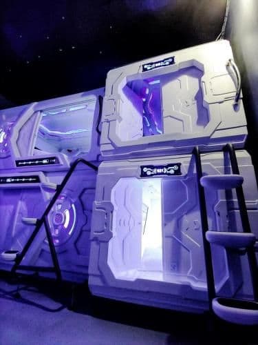 Superior Space Pod Single Bed in Mixed Dormitory Room)