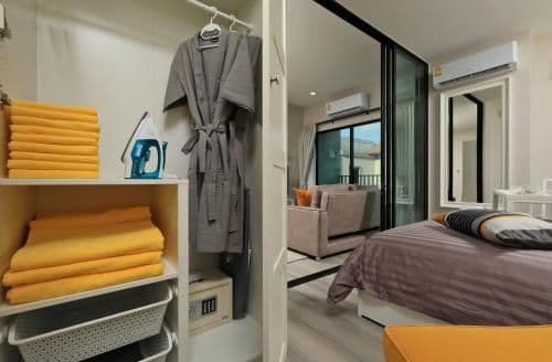 One-Bedroom Apartment