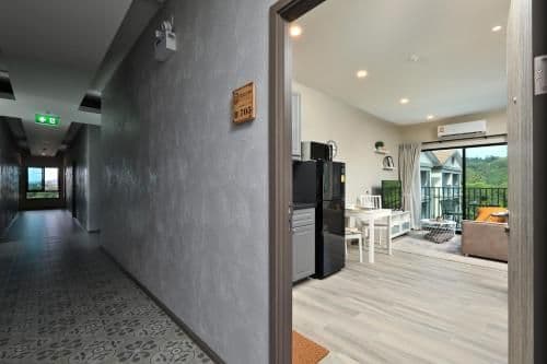One-Bedroom Apartment