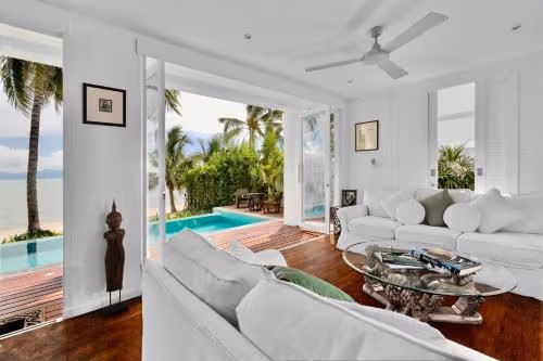 Villa - Beach Front