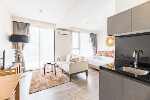 Studio Apartment