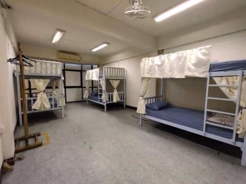 Bed in 6-Bed Mixed Dormitory Room