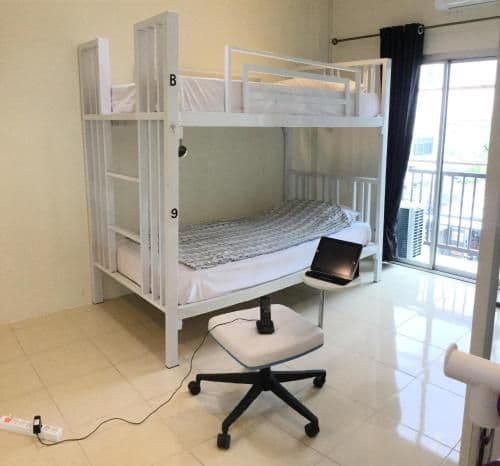 Bed in 8-Bed Mixed Dormitory Room