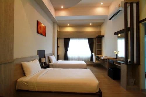Standard Twin Room