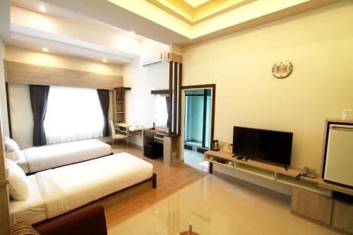 Standard Twin Room