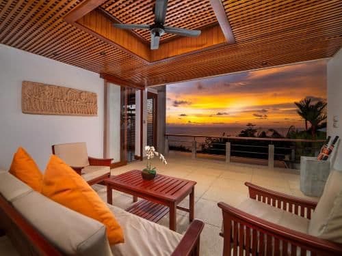 Villa with Sea View