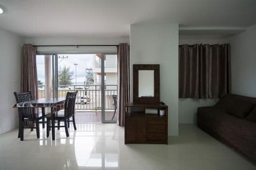 Apartment with Sea View