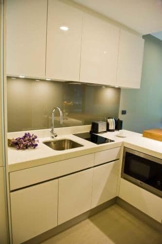 Apartment with Garden View