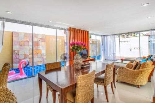 Deluxe Villa