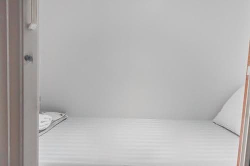 Bunk Bed in Mixed Dormitory Room
