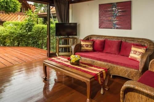 Villa with Garden View