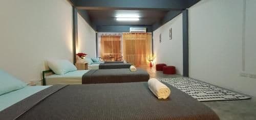 Mixed Dormitory Room