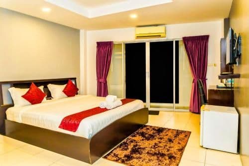 Deluxe King Room