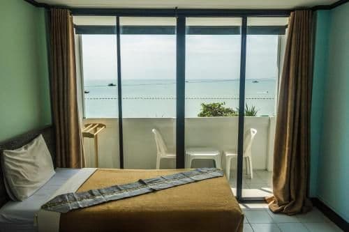 Deluxe Double Room with Balcony and Sea View