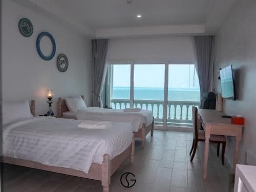 Deluxe Twin Room with Sea View