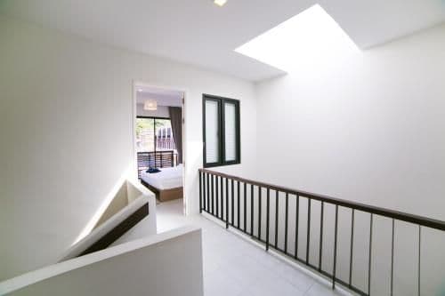 Villa with Garden View