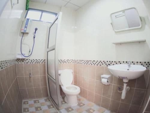 Deluxe Double Room with Private Bathroom