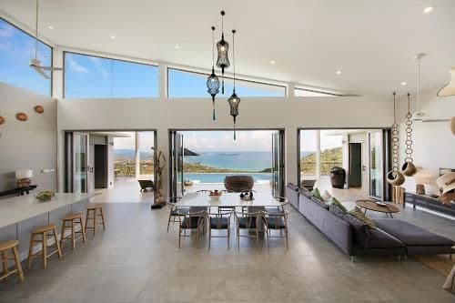 Villa with Sea View