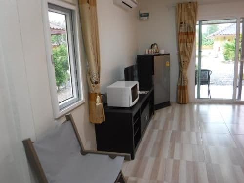 Bungalow with Patio