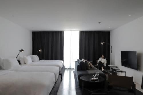 Superior Family Room