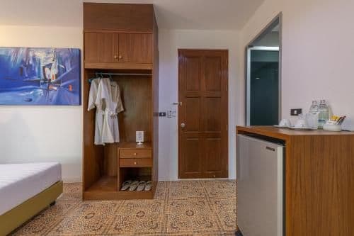 Twin Room with Private Bathroom