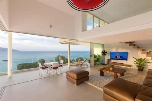 Villa with Sea View