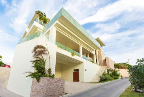 Villa with Sea View