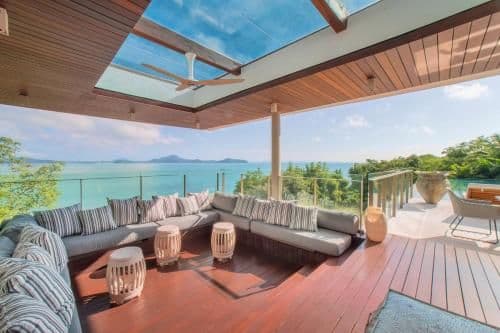 Villa with Sea View