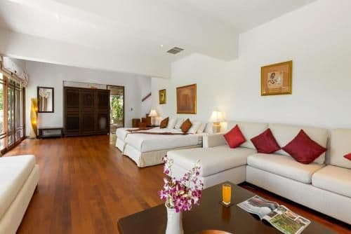 Villa with Sea View