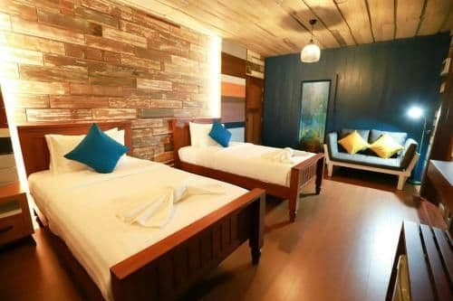 Deluxe Double or Twin Room with Mountain View