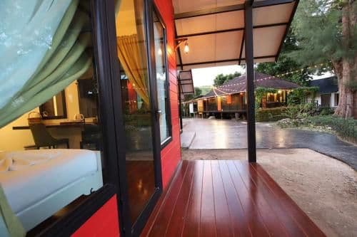 Double or Twin Room with Mountain View