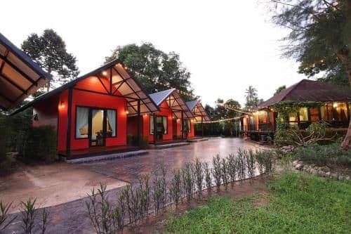 Double or Twin Room with Mountain View
