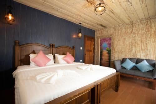 Deluxe Double or Twin Room with Mountain View