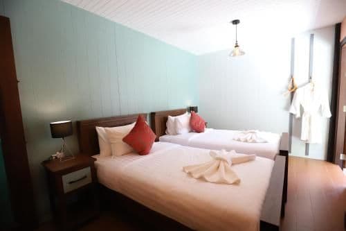 Deluxe Double or Twin Room with Mountain View
