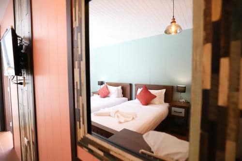 Deluxe Double or Twin Room with Mountain View